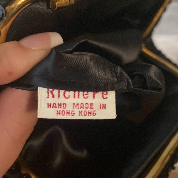 Vintage Richere Black Sequin Gold Hardware Chain Clasp Handbag - Picture 6 of 6